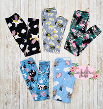 Load image into Gallery viewer, Printed Leggings - Cats, Flamingos, Bees, Pigs, Unicorns