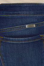 Load image into Gallery viewer, 80af76f8-f87c-4072-ad6a-aa5cdf223173-Min