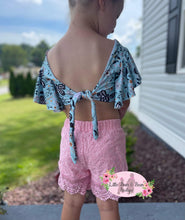 Load image into Gallery viewer, Butterfly Garden Lace Shorts Set