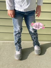 Load image into Gallery viewer, Pearl Embellished Jeans