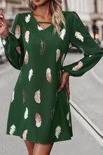 Load image into Gallery viewer, Feather Print V-Neck Dress