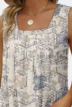Load image into Gallery viewer, Printed Square Neck Curved Hem Tank