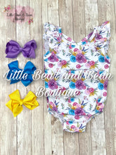 Load image into Gallery viewer, Spring Floral Leo
