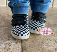Load image into Gallery viewer, Black and white checkered tennis shoes
