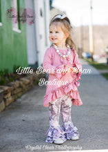 Load image into Gallery viewer, Gray and Mauve Floral Belle Set
