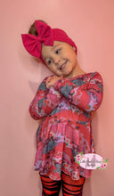 Load image into Gallery viewer, Heart Paint Peplum Top