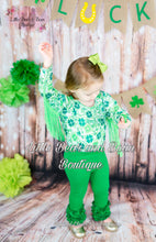 Load image into Gallery viewer, Clover Fringed Leo