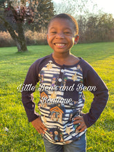 Load image into Gallery viewer, Size 2T- Nativity Button Shirt