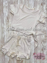 Load image into Gallery viewer, Cream Ribbed Set