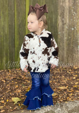 Load image into Gallery viewer, Adorable denim bell-bottoms for kids
