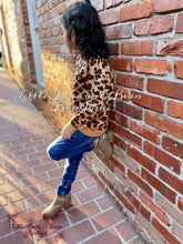 Load image into Gallery viewer, Luxe Leopard Sweater
