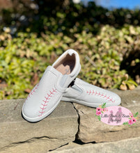 Load image into Gallery viewer, Ladies Baseball Slides