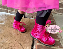 Load image into Gallery viewer, Hot pink velvet boots