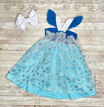 Load image into Gallery viewer, Ice Queen Dress