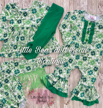 Load image into Gallery viewer, Clover Fringed Leo