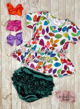 Load image into Gallery viewer, Colorful Leaves Green Velvet Bummie Set