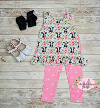 Load image into Gallery viewer, Cow Floral Swing Back Set