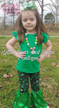 Load image into Gallery viewer, Sequin Clover Belles Set