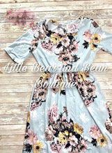 Load image into Gallery viewer, Size Medium- Ladies Light Blue Floral Maxi