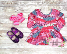 Load image into Gallery viewer, Heart Paint Peplum Top