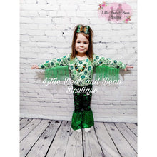 Load image into Gallery viewer, Clover Fringed Leo