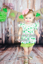 Load image into Gallery viewer, Floral Clover Bummie Set