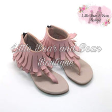 Load image into Gallery viewer, Pink fringe sandals girls'