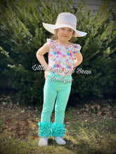 Load image into Gallery viewer, Spring Floral Leo