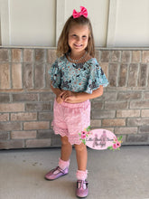 Load image into Gallery viewer, Butterfly Garden Lace Shorts Set