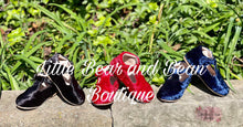Load image into Gallery viewer, Black Velvet T Strap Shoes