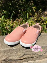 Load image into Gallery viewer, Slides - Pink