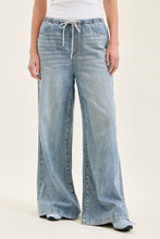 Load image into Gallery viewer, Judy Blue Palazzo Featherweight Denim Jeans
