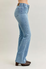 Load image into Gallery viewer, Judy Blue  MR Bootcut Contrast Wash and Front Patch Pocket
