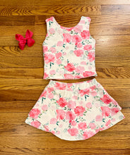 Load image into Gallery viewer, Pink Roses 2 Piece Athletic Skort Set
