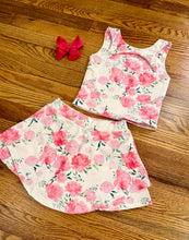 Load image into Gallery viewer, Pink Roses 2 Piece Athletic Skort Set
