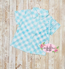 Load image into Gallery viewer, Checkered Button Down Shirt
