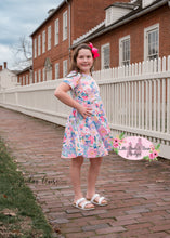 Load image into Gallery viewer, Mommy and Me Hawaiian Dress
