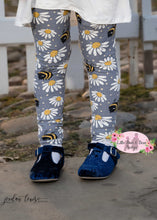 Load image into Gallery viewer, Printed Leggings - Cats, Flamingos, Bees, Pigs, Unicorns

