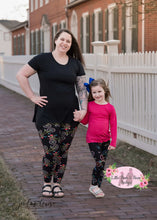 Load image into Gallery viewer, Mommy and Me Bicycle Flower Leggings
