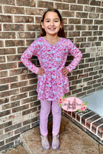 Load image into Gallery viewer, Soft Pink 3D Santa Legging Set
