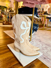 Load image into Gallery viewer, Ladies Beige Faux Suede Contrast Bow Western Boots
