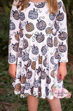 Load image into Gallery viewer, Printed Pumpkin Dress
