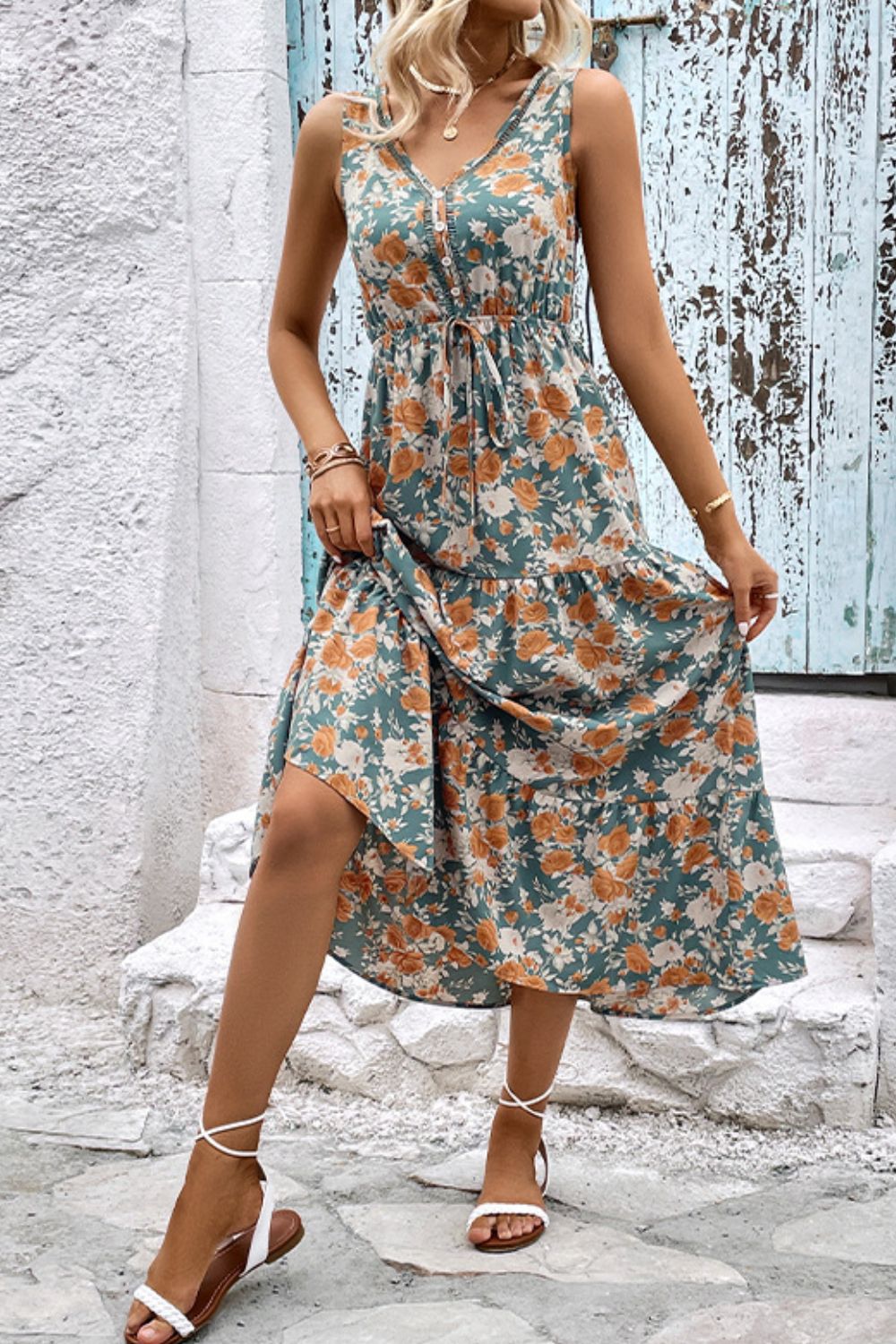 tiered sleeveless midi dress Floral V-Neck Tiered Sleeveless Dress Floral / S
