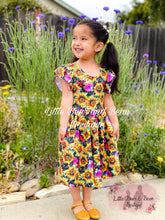 Load image into Gallery viewer, Vibrant Sunflower Flutter Sleeve Dress
