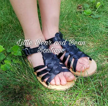 Load image into Gallery viewer, Mommy and Me Black Woven Sandals
