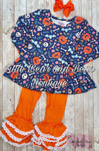 Load image into Gallery viewer, Spooky Pumpkin Floral Lace Belle Set
