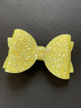 Load image into Gallery viewer, Bright and Vibrant 3 inch Bow on Alligator Clip
