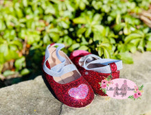Load image into Gallery viewer, Glitter Heart Ballerinas
