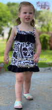 Load image into Gallery viewer, A girl model wearing skull tankini swimsuit
