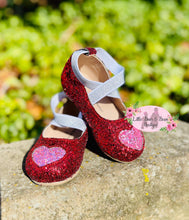 Load image into Gallery viewer, Glitter Heart Ballerinas
